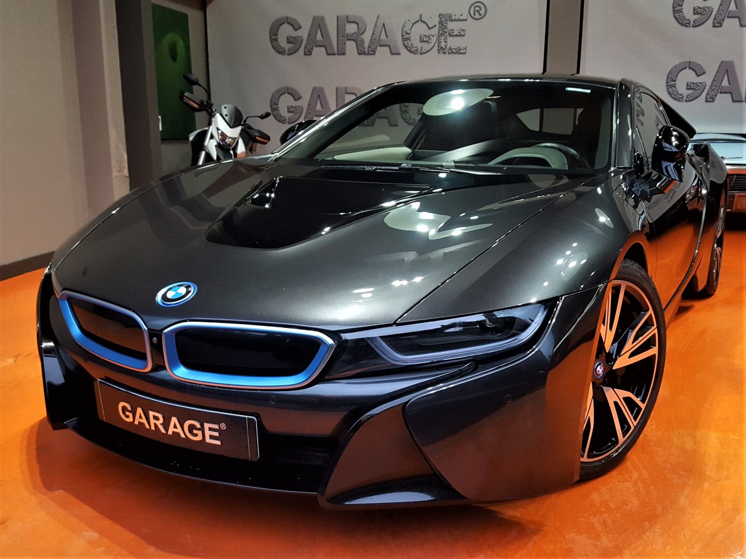 BMW i8 2023